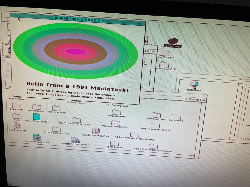 The THINK C demo running on a real PowerBook Duo 230
